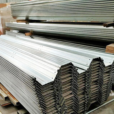Máng xối nước mưa Bộ phận khung kim loại nhà kính Thép mạ kẽm cho nhà kính đường hầm Poly